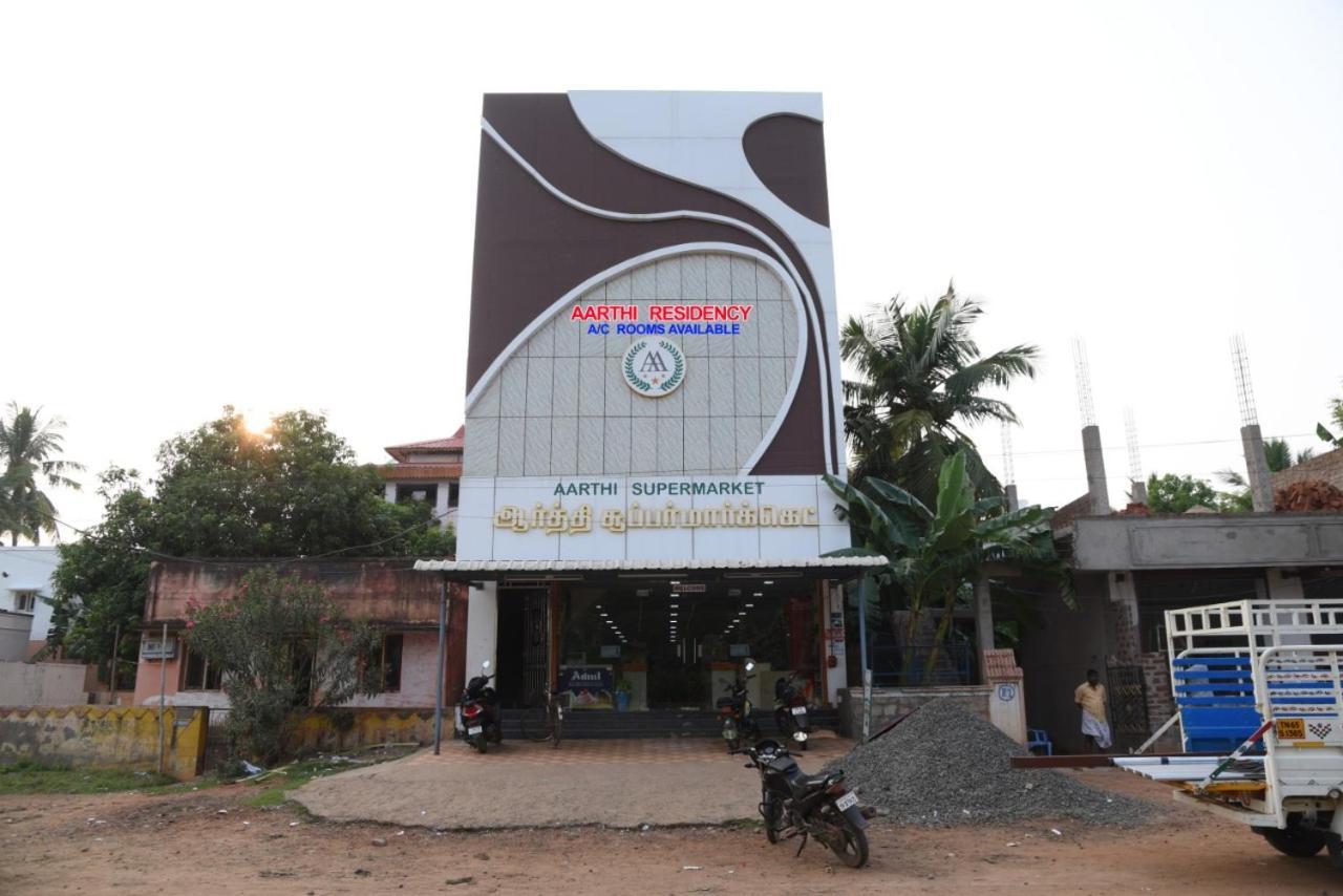 Aarthi Residency Hotel Kāraikkudi Exterior foto